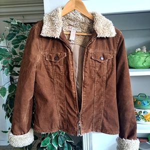 "Abercrombie & Fitch" Corduroy Jacket with Sherpa style collar and lining